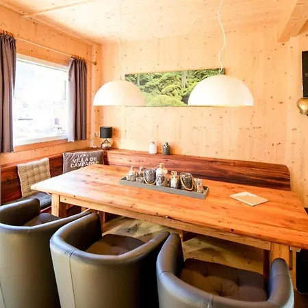 Apartamento Holiday In With A Garden *
